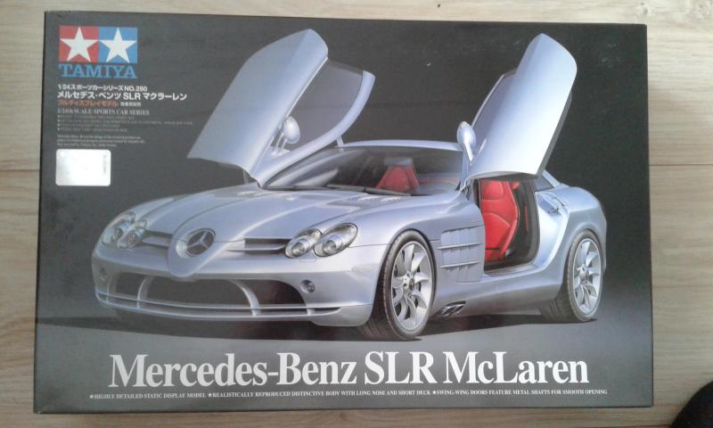 Mercedes slr

1/24 új 16.500,-