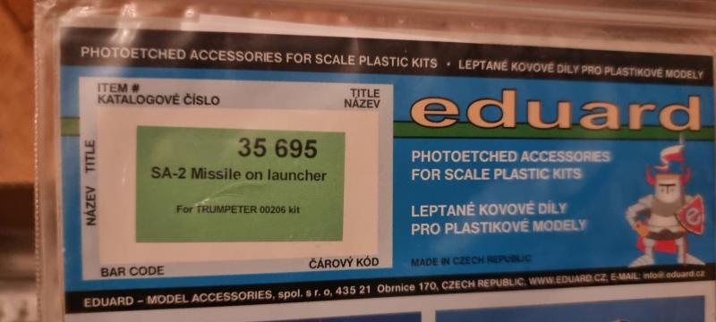 00206 1_35 SA-2 Guideline Missile on Launcher + EDUARD 35695