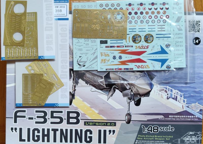 F-35B_Kitty Hawk v2+2xDreamModel_1-48_32000Ft_2