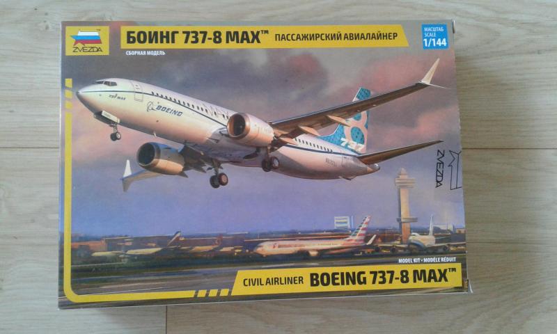 Boeing

1/144 új 6.800,-