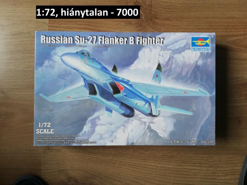 72 - SU-27