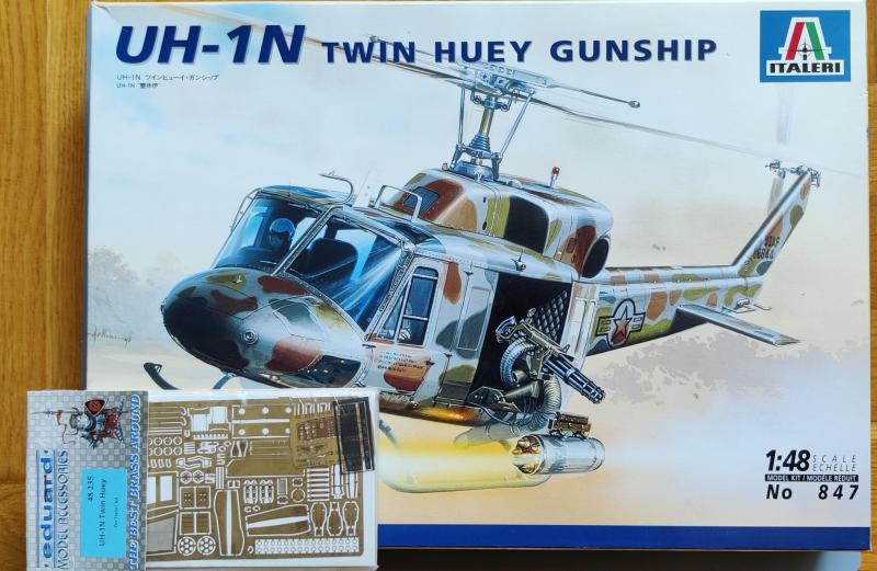 UH-1N+Eduard_Italeri_1-48_15000Ft