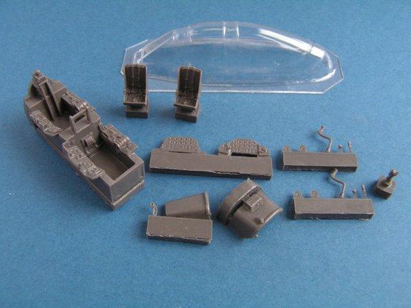 Pavla Models C72095 N.A. T-28 Trojan - Heller