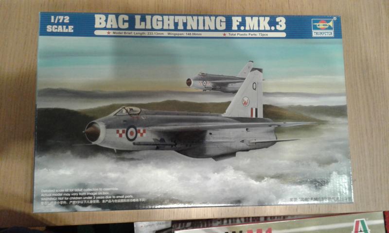 Lightning

1/62 új 6.000,-