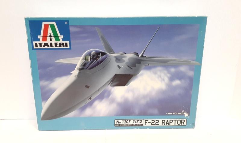 Italeri F-22 (4000)