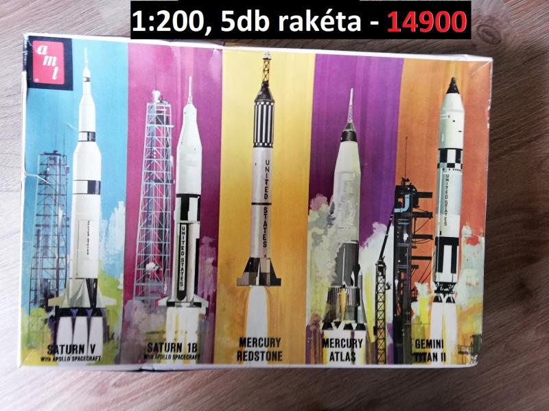 200 - MEN IN SPACE 5 ROCKET