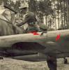 Mölders Bf-109F-1-e az ismeretlen kamerával

(pmheros állítására hagyatkoztam)