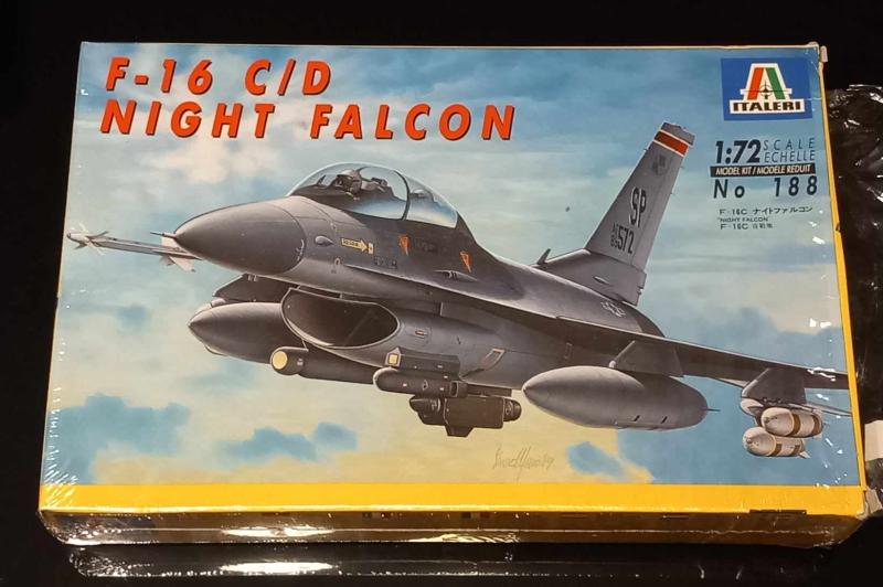1_72 Italeri F-16C,D 4200Ft
