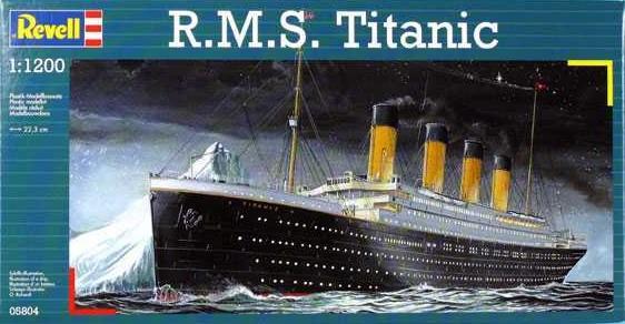 Revell - Titanic - 2000 ft