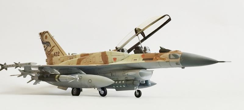 Kinetic 1/72 F16 I SUFA