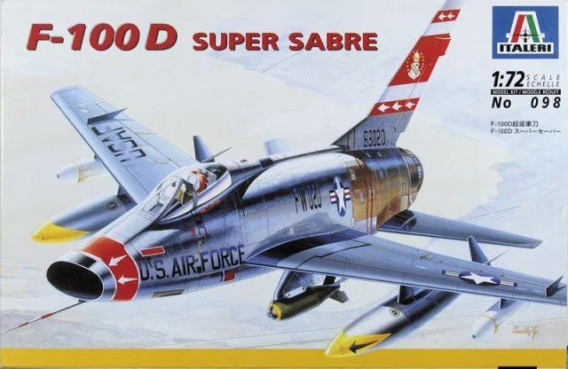 Italeri_F-100D

7.000,-