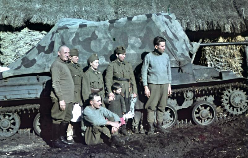 26-7-1940-m-nimrod-pancelvadasz-es-pancelozott-legvedelmi-gepagyu-1