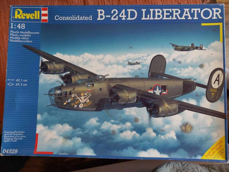 Revell B-24 Liberator 16000