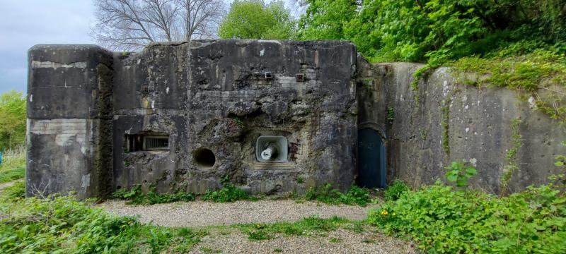 A központi páncélkupola a Maastricht 2 bunker tetejéről