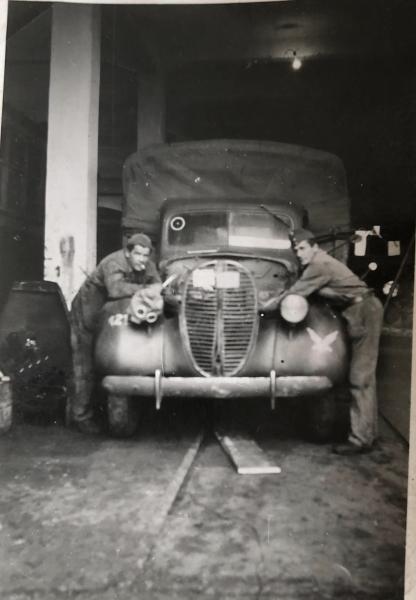 Ford 817T = János Turcsán via MERF FB