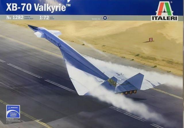 Italeri XB-70

12000,-