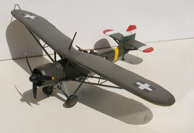 He 46, MKHL, 1/72

Az RS model régi műgyanta makettje, az újabb makett matricáival. A pilótákat én csináltam bele. 
https://makettekeswg.blogspot.com/2024/09/1007-he-46.html