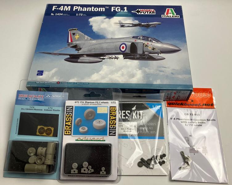 Italeri F-4M Phantom II

20000,-