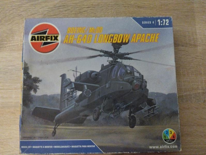 Airfix AH-64 4000.-