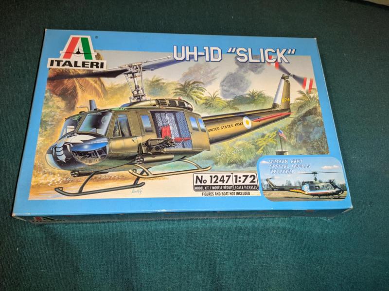 Italeri UH-1D Slick 3500 Ft