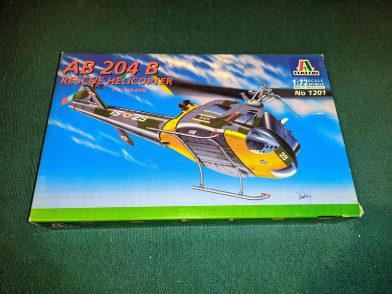 Italeri AB-204B 3500 Ft