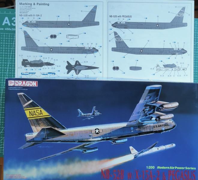 NB-52B+X-15A-2 & Pegasus_Dragon_1-200_9000Ft