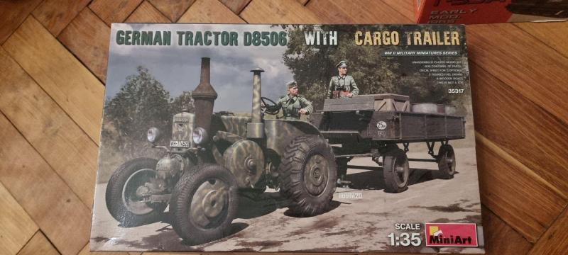 35317_1_35_German_Tractor_D8506_with_Cargo_Trailer