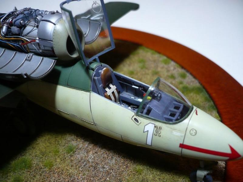 Heinkel He-162 A-2 Salamander
1:48 Tamiya 61097