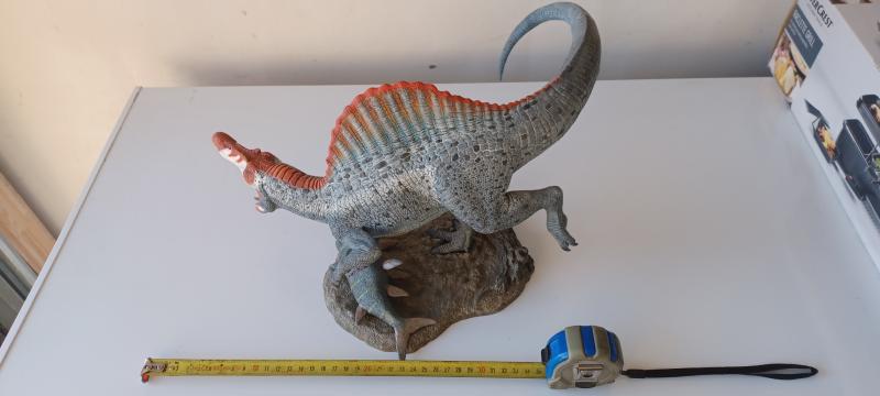 Spinosaurus vs. Xiphactinus dioráma 1.24