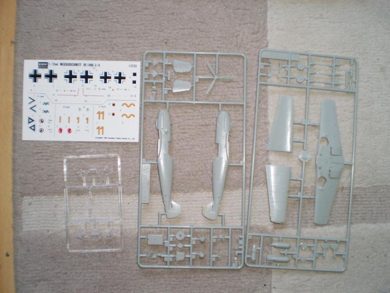 PB020234

Bf-109 E 1/72 Academy, doboza nincs, 1500 ft