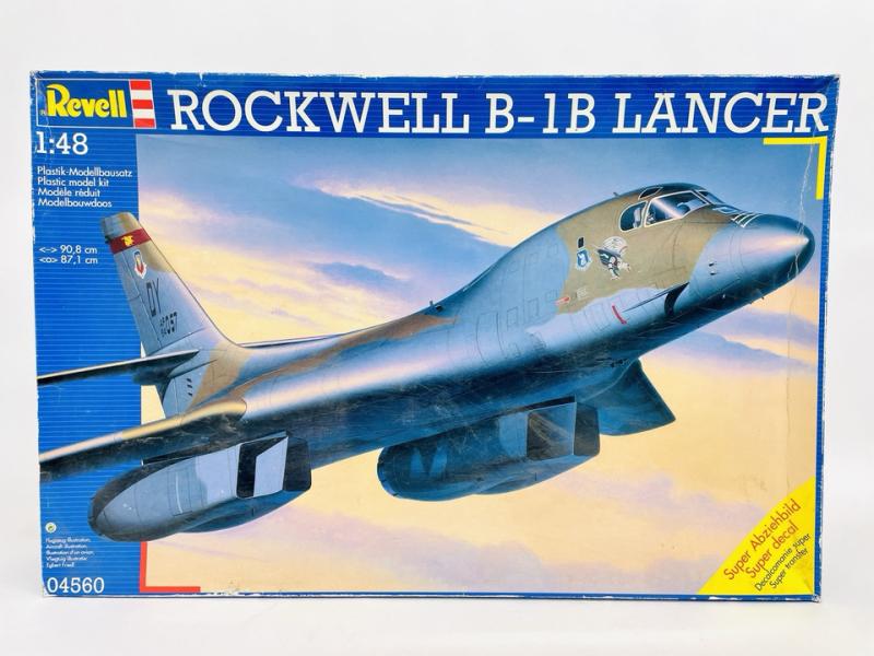 Revell B-1B_1 (4000)

Doboz és matrica nélkül.
