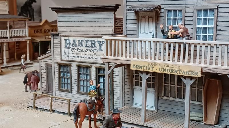 1.30 western dioráma-Silver City FB csoport forrásból