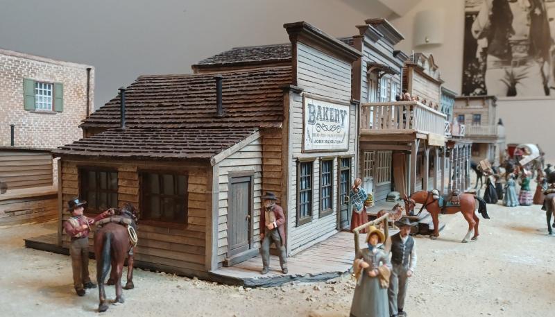 1.30 western dioráma-Silver City FB csoport forrásból