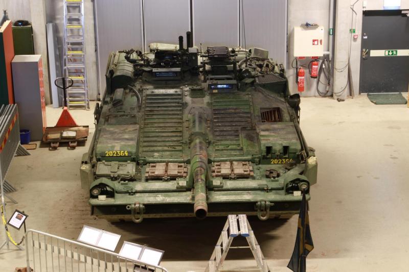Strv 103, szokatlan forma szokatlan perspektívából
