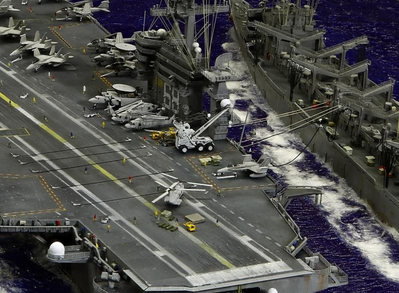 USS Nimitz és USS Sacramento