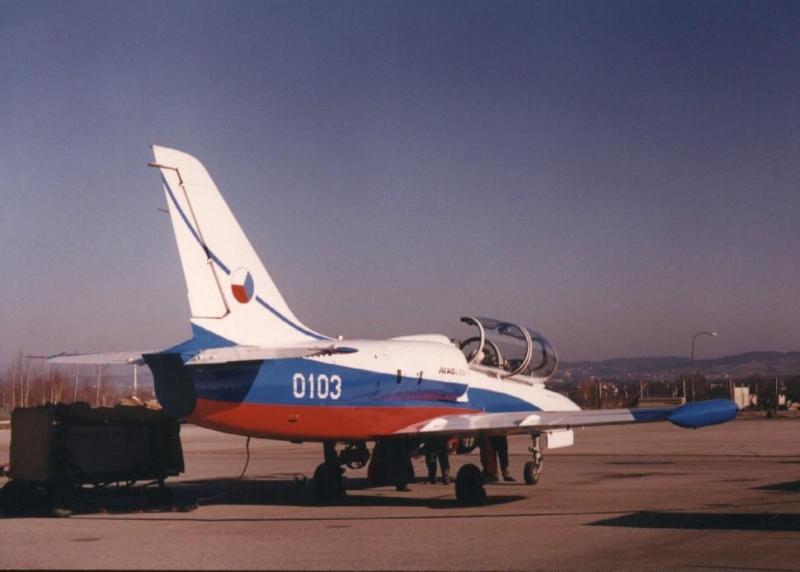 A 0103 számú L-39C a Biele Albatrosy festésével, csehszlovák felségjellel
