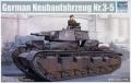 7000.- Trumpeter Neubaufahrzeug 1-35, kissé megkezdve
