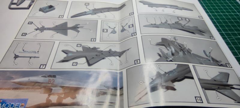 Mig E-8_011

"Színes-szagos" összeállítási útmutató. Lehetne jobb is...