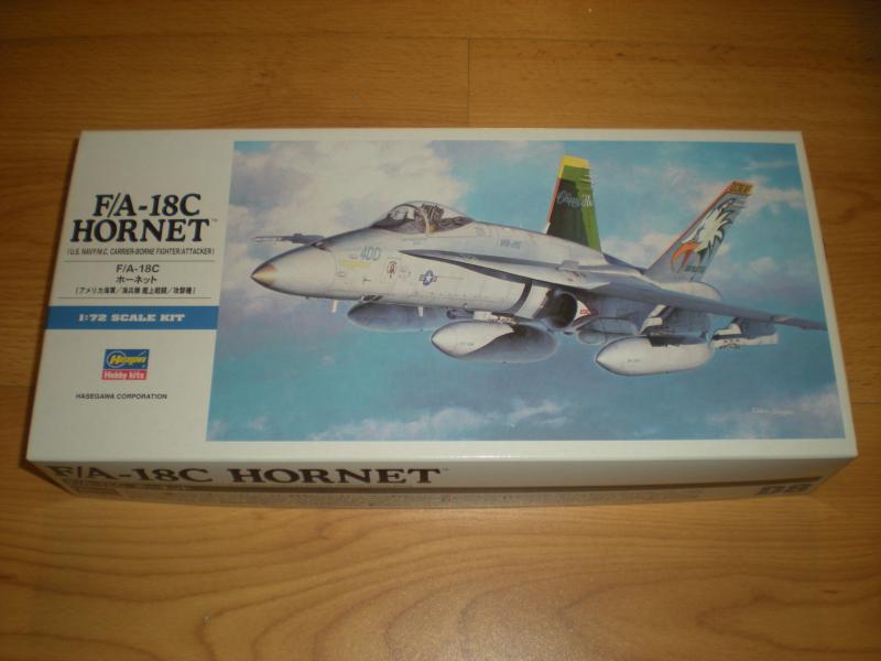 1/72! Hiánytalan! Alkatrészek egy része levágva a keretről! 4600-