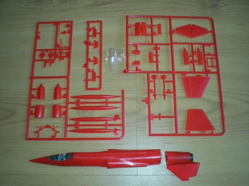 1/72! Elkezdett! Matrica doboz nincs! 2500-