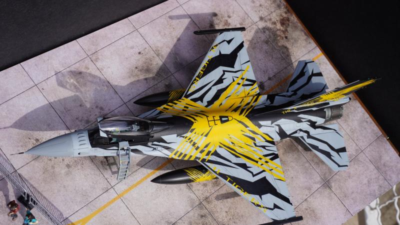 F-16A MLU_X-Falcon_Heller-Kinetic No30411_1-48 (2025)_16