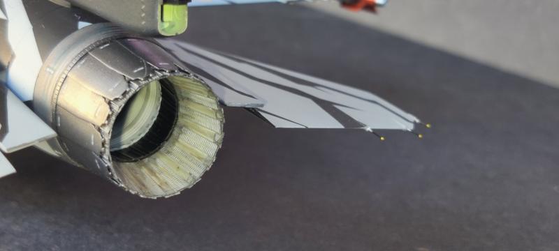 F-16A MLU_X-Falcon_Heller-Kinetic No30411_1-48 (2025)_24