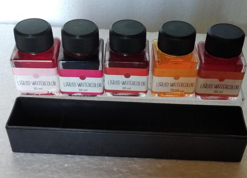 Festékek Liquid watercolor