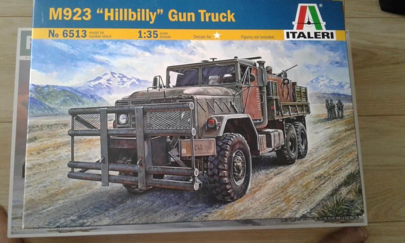 Hillbill

1/35 új 7.500,-