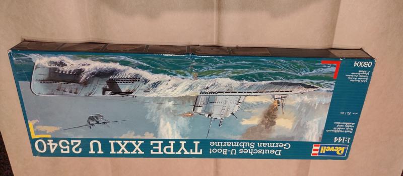 Revell type XXI, 1:144, elkezdve

4000