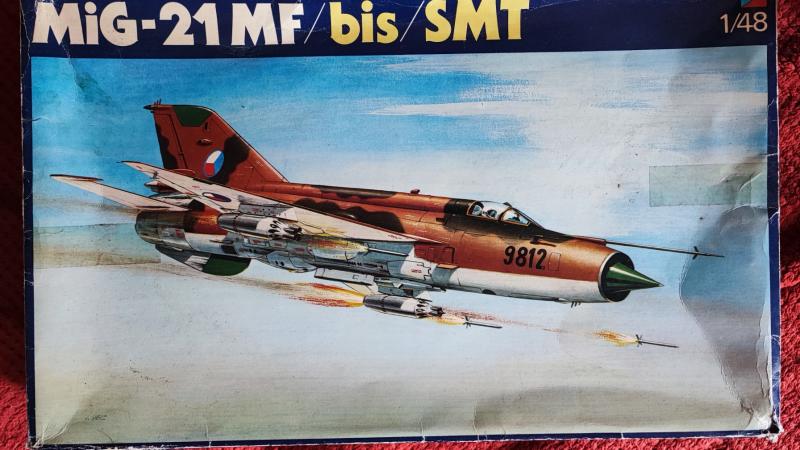 MiG-21MF-Bis-SMT_OEZ_1-48_6000Ft