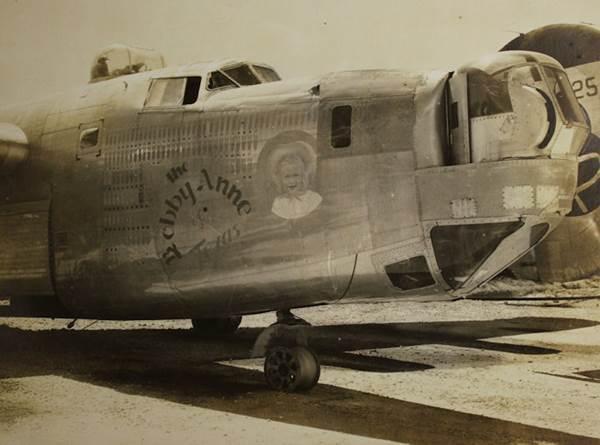 „The Bobby Anne of Texas”, B-24J-175 Liberator a 494th BG („Kelley’s Kobras”), 866th BS egykori gépe