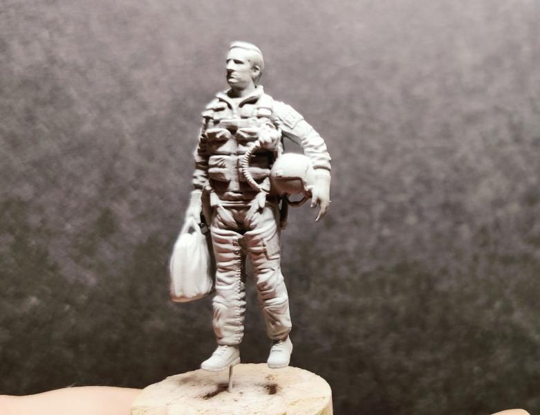 Figura_3D_pilóta_1-72_1-48_1-35_1-32_1000Ft-tól