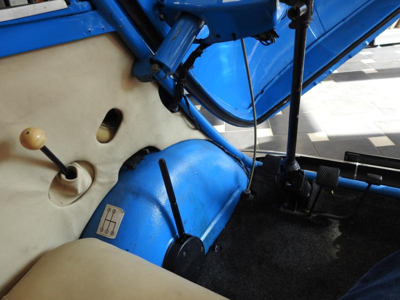 BMW Isetta - 2025 szept 12 Szegeden Centro Itália Kft üzletben Kossuth L sugárút 72/b 