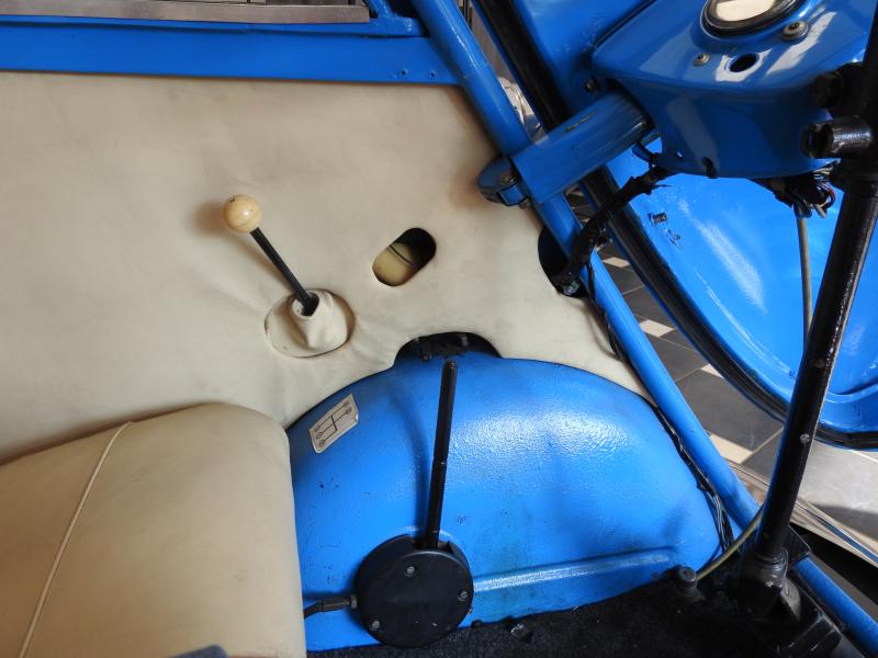 BMW Isetta - 2025 szept 12 Szegeden Centro Itália Kft üzletben Kossuth L sugárút 72/b 